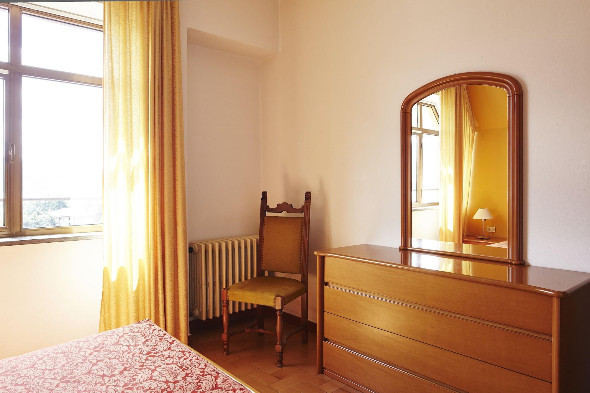 Hotel 2000 Gravedona Buitenkant foto